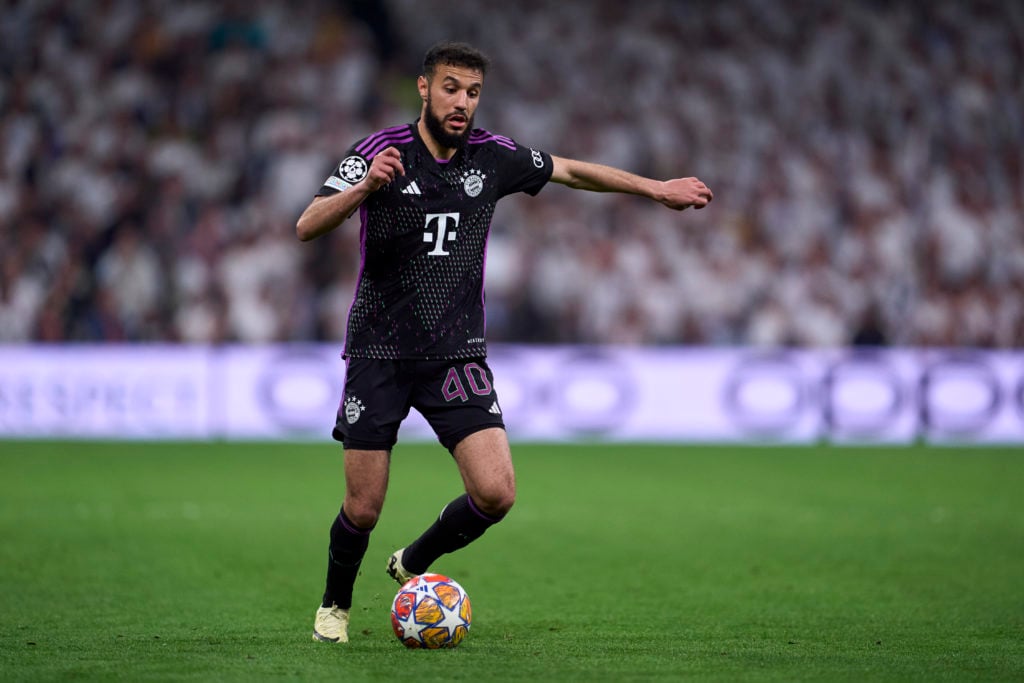 Noussair Mazraoui of FC Bayern Munchen controls the ball during the UEFA Champions League semi-final second leg match between Real Madrid and FC Ba...